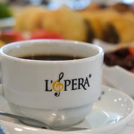 Lopera אדרמיט