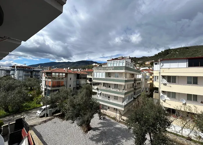 Lopera エドレミト