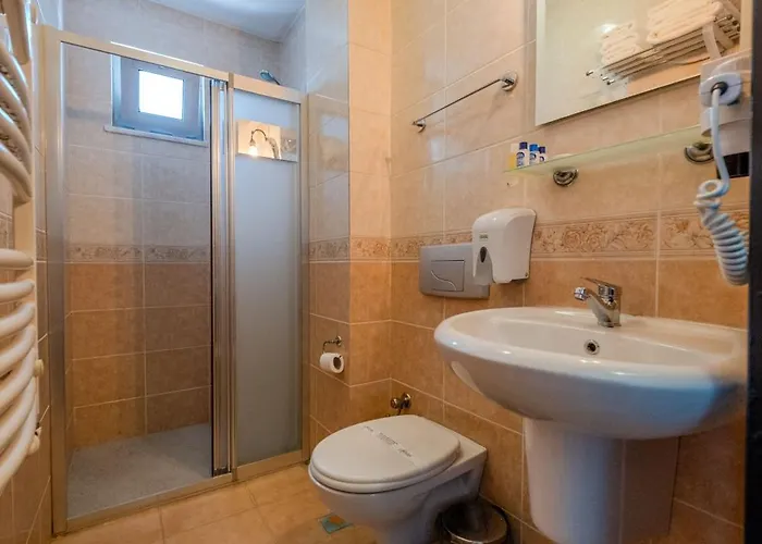 ホテル Lopera エドレミト