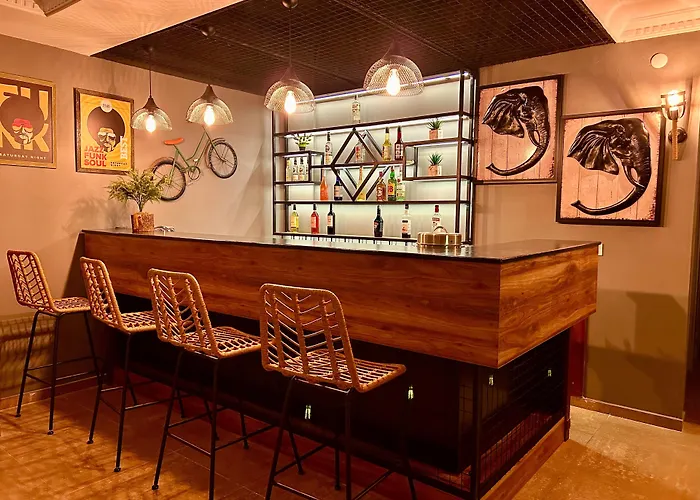 ホテル Lopera エドレミト